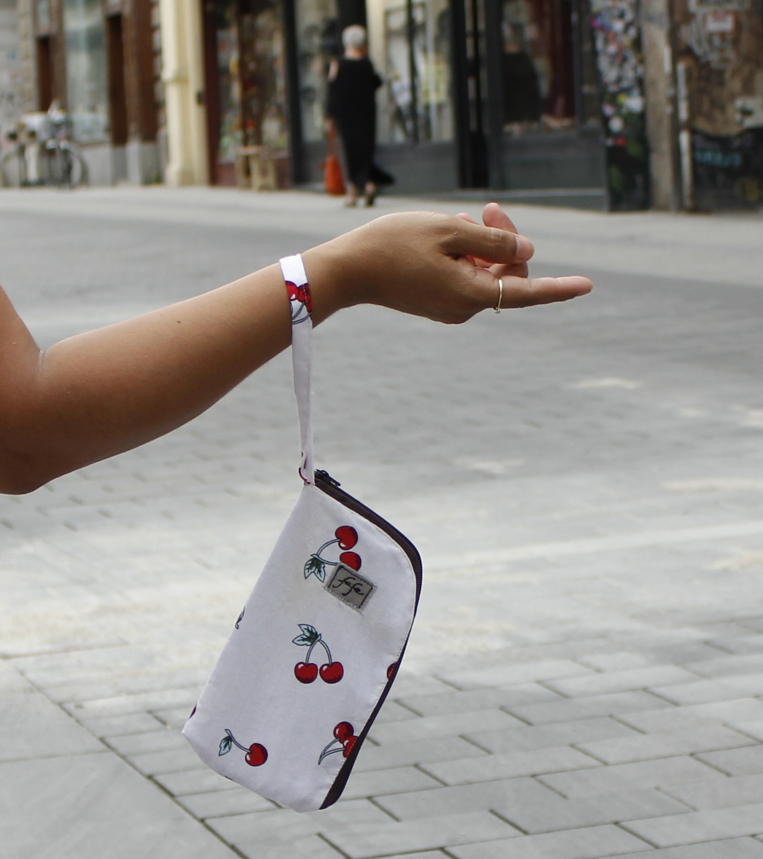 image of a FaFe hand wallet